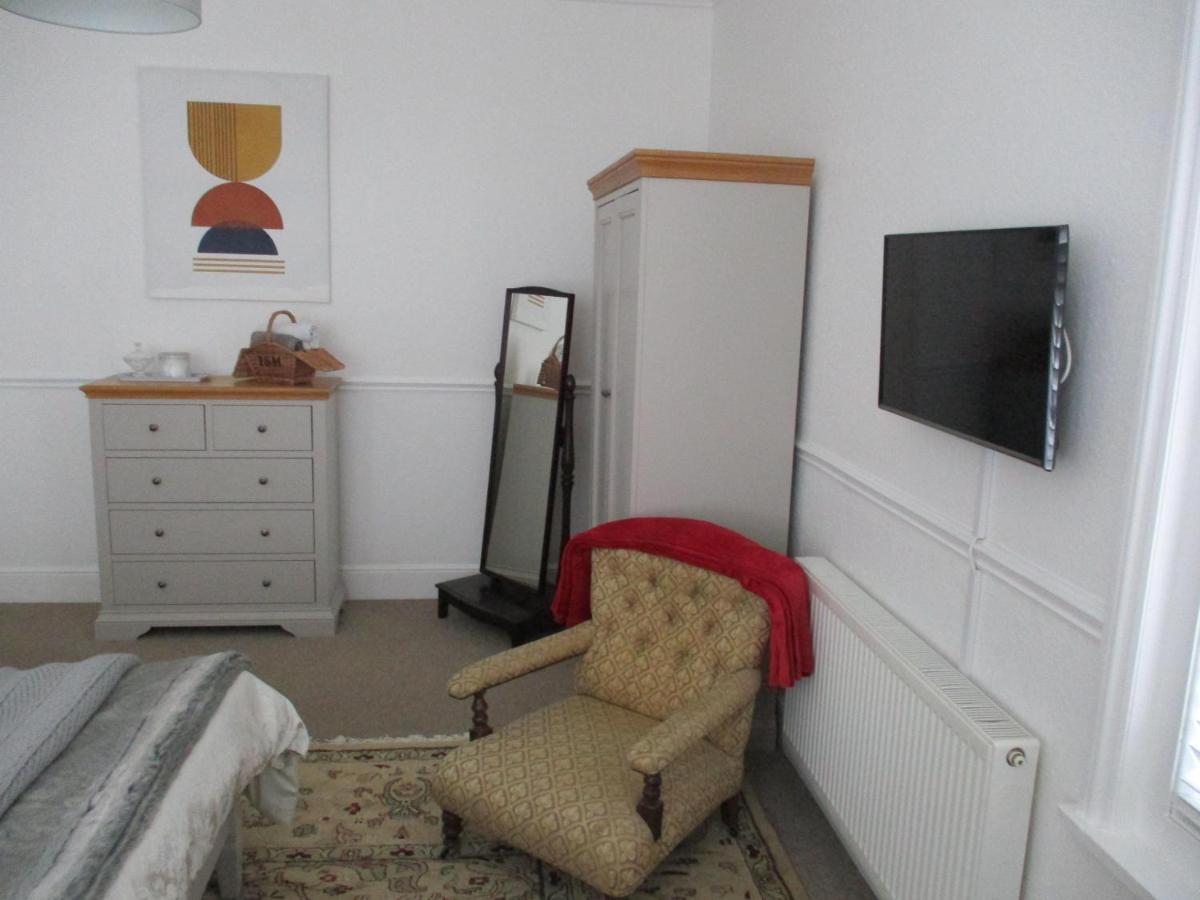 Lovely Spacious 3 Bedded First Floor Apartment Ryde  Kültér fotó